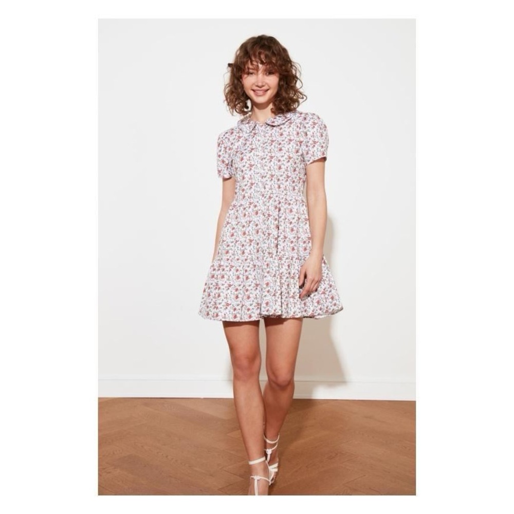 Ivy City Co Lola Dress L Large Floral button down shirt dress